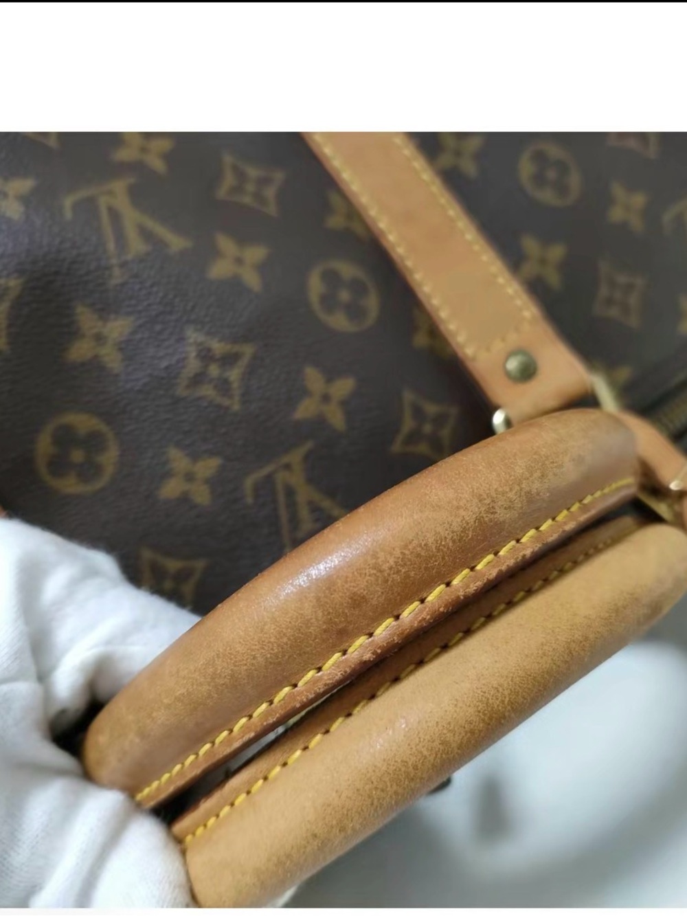 Louis Vuitton Monogram Duffel Bag in Brown and Tan Leather - Picture 4 of 6